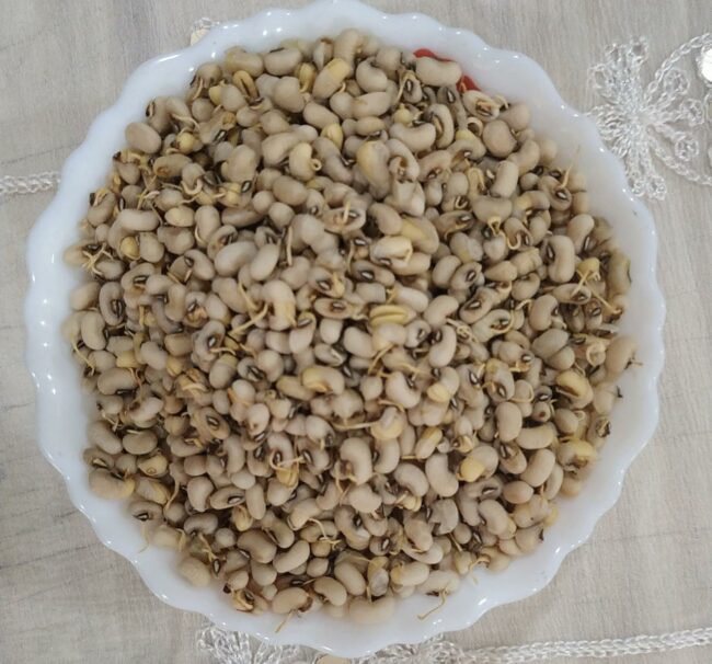 SPROUTED CHAWALI (BLACK EYED BEANS) - Image 2